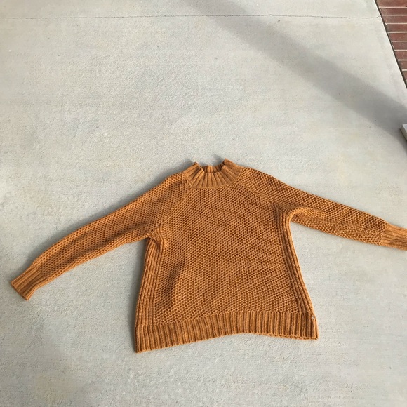 American Eagle Outfitters Sweaters - American eagle loose weave sweater